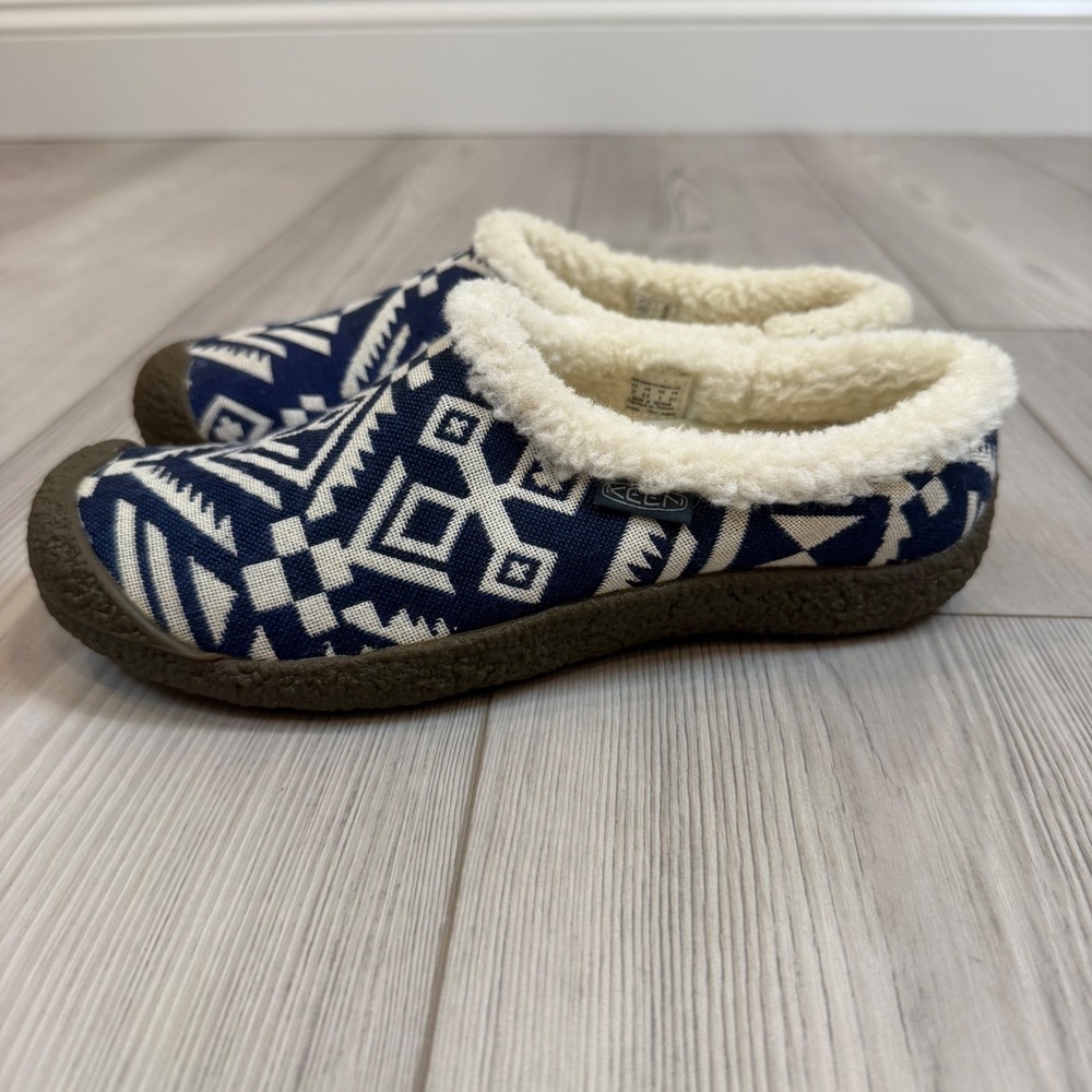 Keen Howser II Slide Dress Blues White Geometric Slipper 1013968 Womens 6.5
NEW